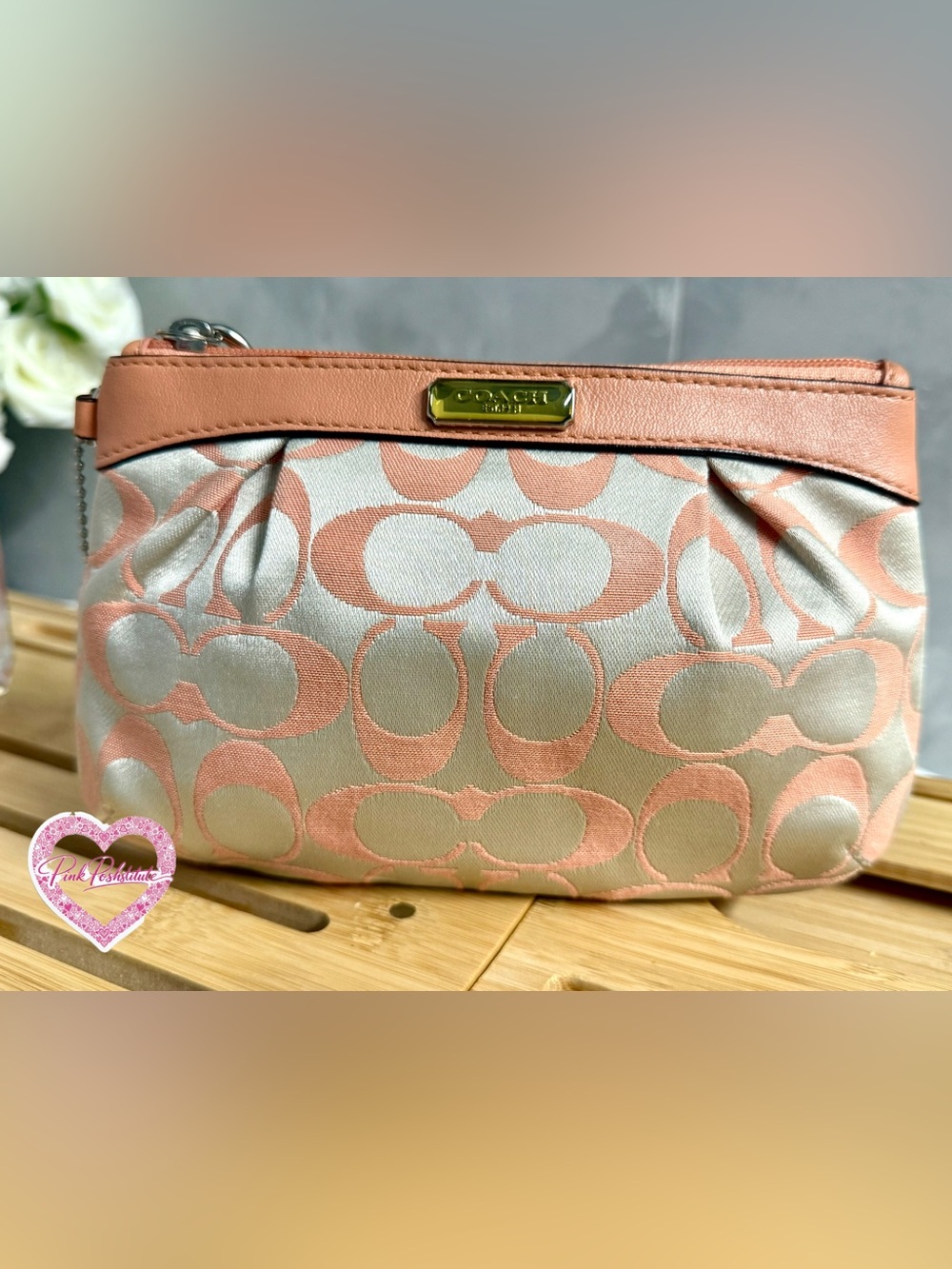 Vintage Y2K Coach Signature Jacquard Wristlet - Picture 1 of 13